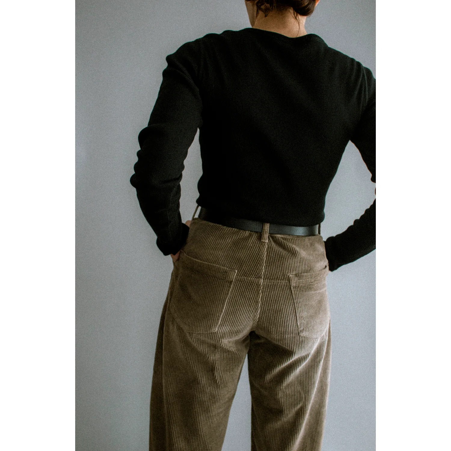 Kallmeyer Column Leg Jean in Mink Distressed Corduroy - Image 7
