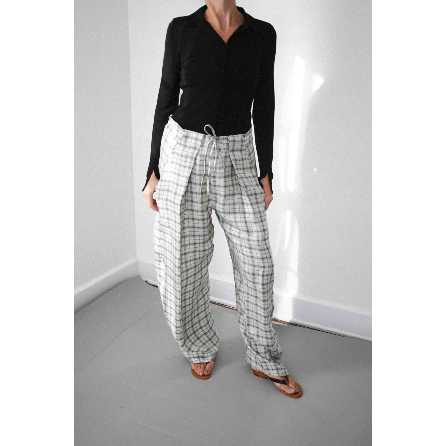 Kallmeyer Clemence Pant in Spruce Plaid - Image 5